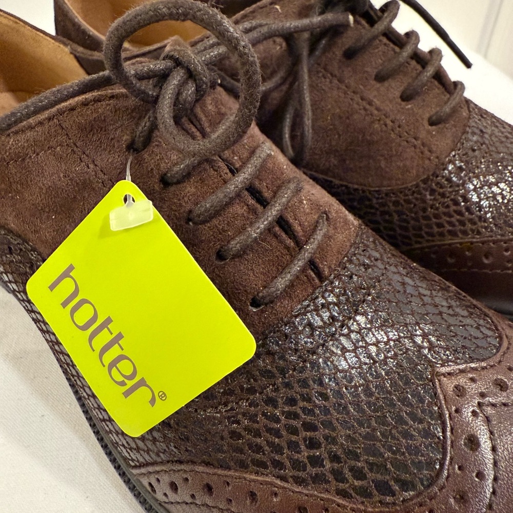 Hotter Brown Leather Oxfords with Textured Design